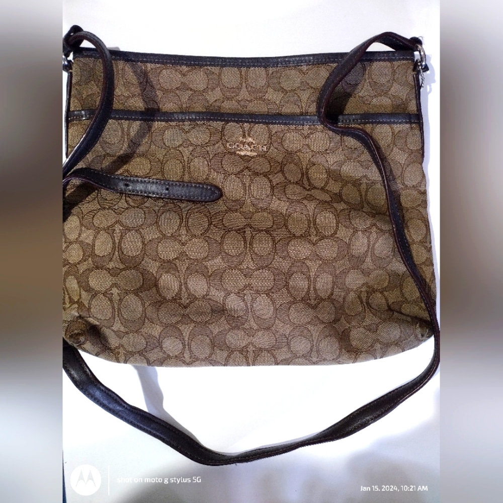 Authentic Women's Coach Wallet & Purse 👜